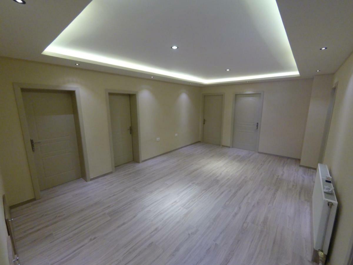 Hotel Vila Nino Berat Luaran gambar