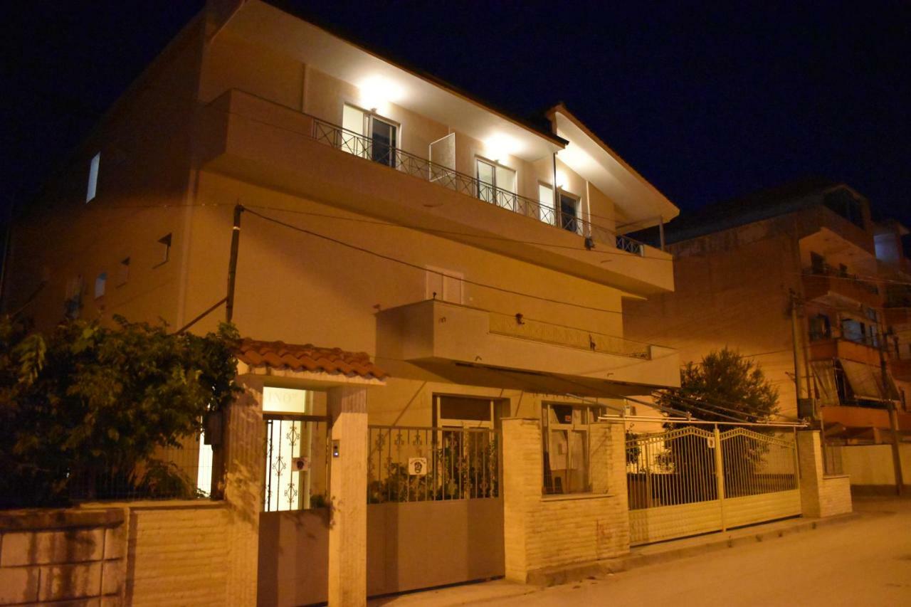 Hotel Vila Nino Berat Luaran gambar