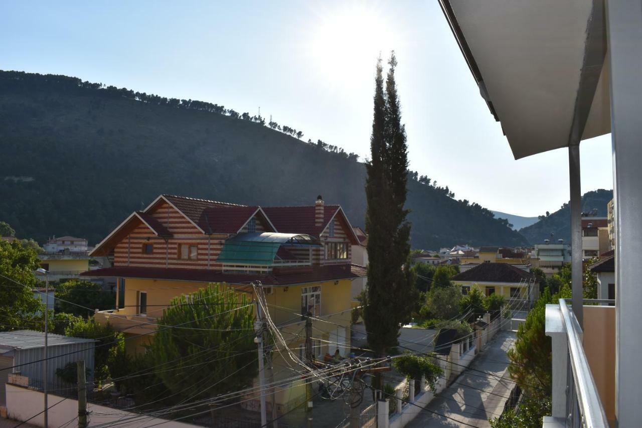 Hotel Vila Nino Berat Luaran gambar