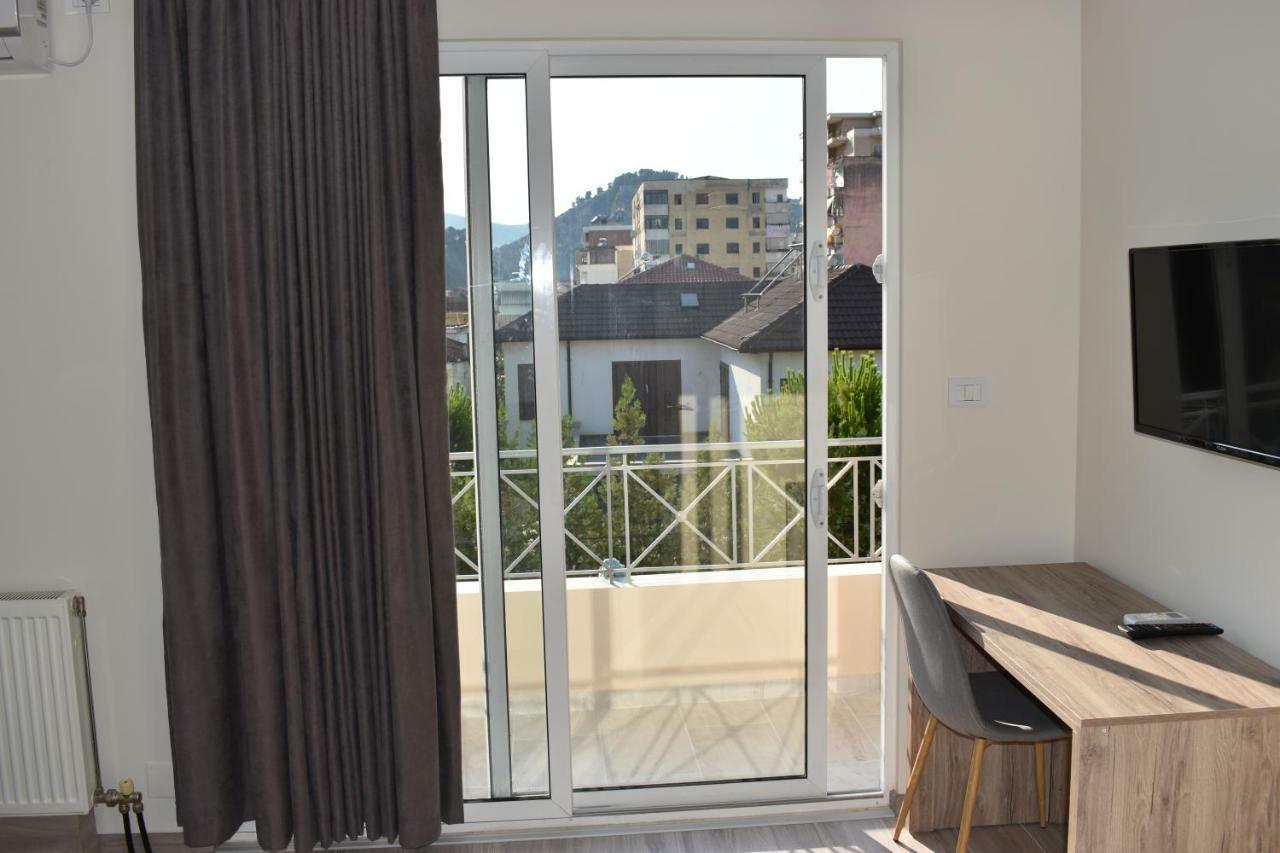 Hotel Vila Nino Berat Luaran gambar